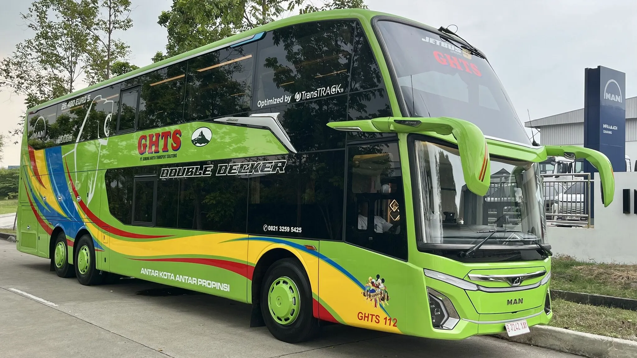 Gunung Harta's brand new MAN coach.