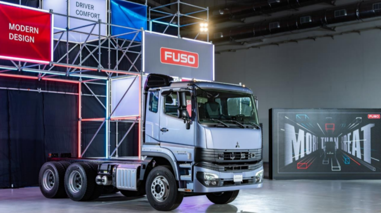 Mitsubishi Fuso Super Great heavy-duty truck Taiwan