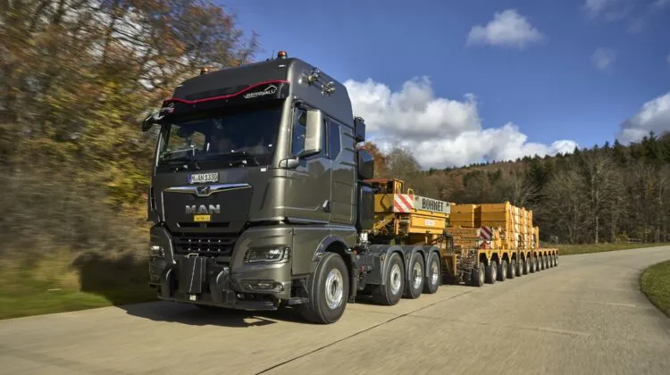 MAN TGX 41.640 8x4/4 premier-class 250-tonne heavy haulage tractor