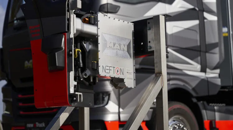 A close-up view of the metallic MAN Nefton Megawatt Charging System. (Photo: MAN Truck & Bus)