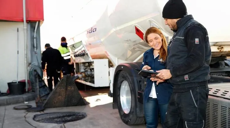 An illustration of Michelin's MyConnectedFleet in use. (Photo: Michelin)