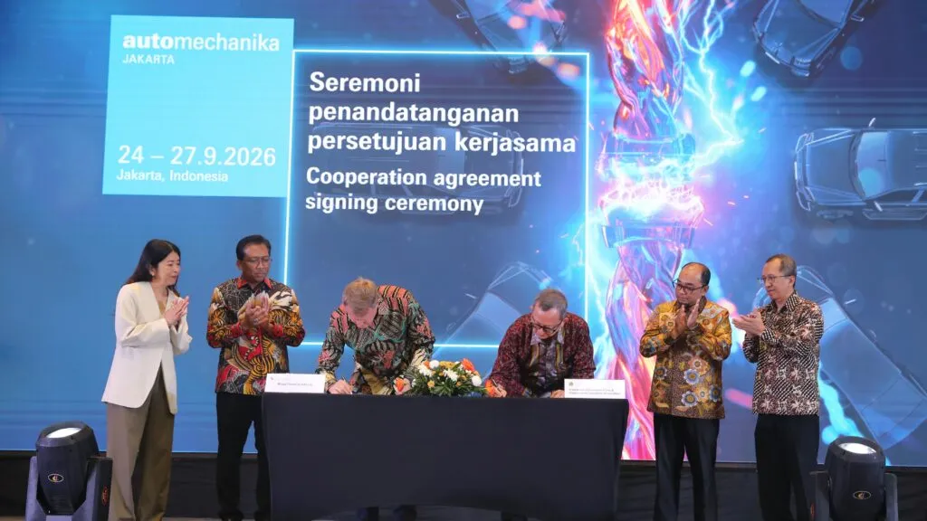 Cooperation agreement signing ceremony of Automechanika Jakarta 2026. (Photo: Messe Frankfurt)