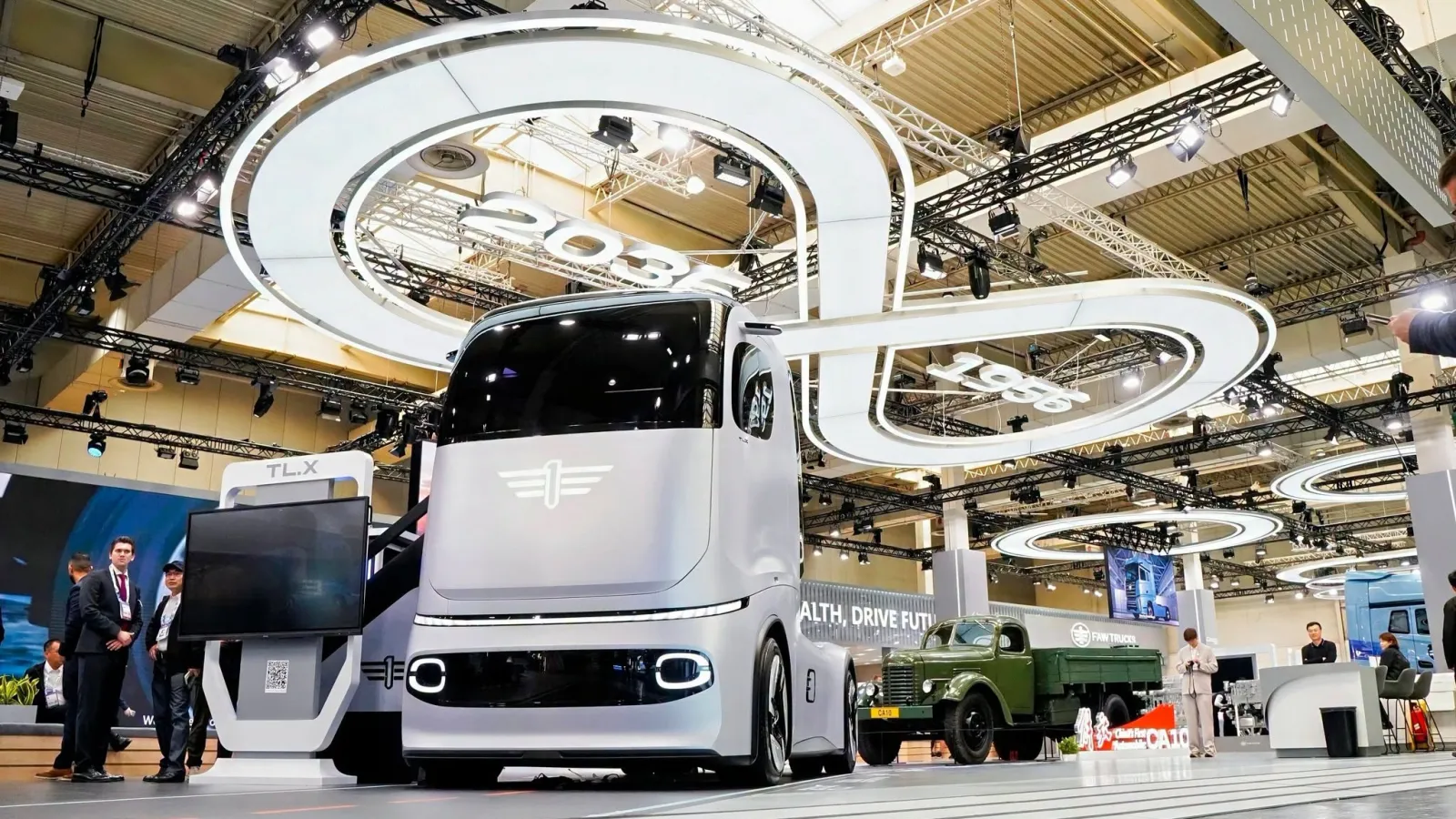 Futuristic white FAW Jiefang concept truck displayed at IAA Transportation 2026. (Photo: FAW Trucks/Facebook)